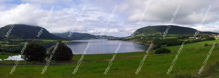 Highland, Body of water, Water resources, Nature, Natural landscape, Lake, Reservoir, Loch, Lake district, Tarn 