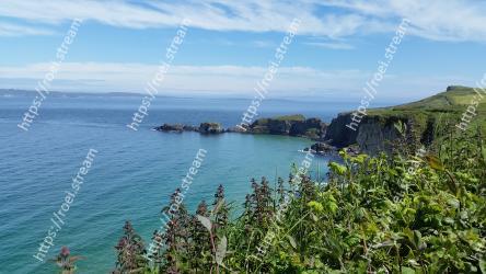 Body of water, Coast, Coastal and oceanic landforms, Headland, Sea, Promontory, Sky, Bay, Ocean, Cliff 