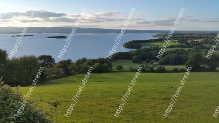 Nature, Highland, Green, Natural landscape, Sky, Grassland, Hill, Natural environment, Grass, Loch 