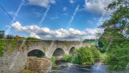 Bridge, Arch bridge, Humpback bridge, Nature, Viaduct, River, Aqueduct, Sky, Natural landscape, Watercourse 