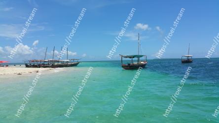 Water transportation, Sea, Sky, Boat, Water, Vehicle, Ocean, Vacation, Caribbean, Waterway 