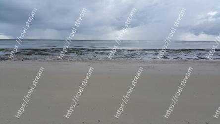 Body of water, Sea, Beach, Sky, Ocean, Shore, Water, Sand, Natural environment, Horizon 