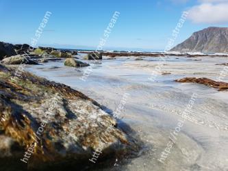 Body of water, Coast, Beach, Shore, Sea, Water, Rock, Sky, Ocean, Coastal and oceanic landforms 