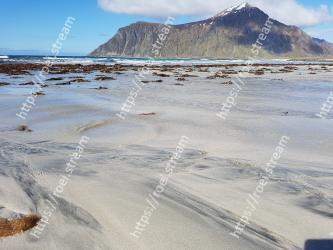 Sky, Natural landscape, Mountain, Sea, Sand, Geology, Ocean, Winter, Coast, Glacial landform Flakstad