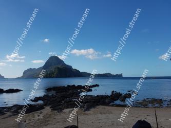 Sky, Body of water, Sea, Beach, Ocean, Coast, Cloud, Blue, Water, Rock 