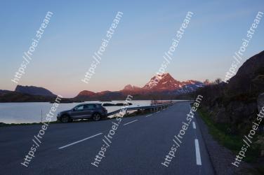 Road, Mountainous landforms, Highland, Mountain, Highway, Sky, Mountain range, Road trip, Infrastructure, Mode of transport 