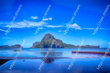 Sky, Body of water, Nature, Blue, Natural landscape, Sea, Ocean, Water, Coast, Reflection 