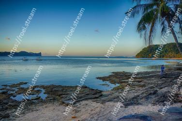 Body of water, Sky, Sea, Water, Shore, Coast, Beach, Ocean, Blue, Horizon 