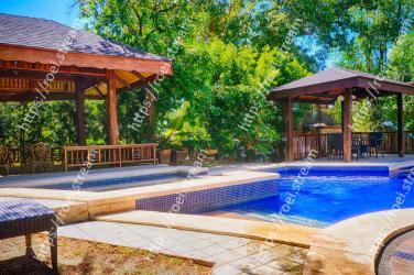 Property, Swimming pool, Real estate, Leisure, Home, Backyard, Tree, Patio, Building, House 