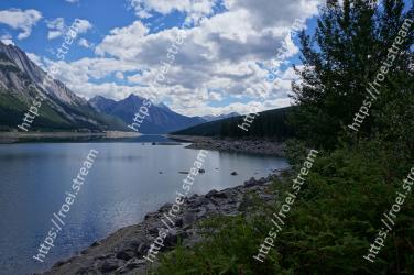 Body of water, Highland, Natural landscape, Nature, Mountainous landforms, Mountain, Water resources, Lake, Wilderness, Tarn 