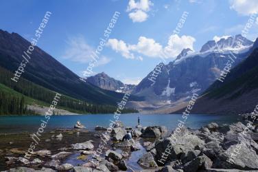 Mountainous landforms, Mountain, Body of water, Natural landscape, Mountain range, Nature, Glacial lake, Tarn, Wilderness, Lake 
