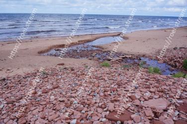 Shore, Beach, Coast, Sea, Natural environment, Rock, Sand, Water, Coastal and oceanic landforms, Pebble 