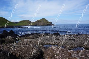 Body of water, Coast, Sea, Shore, Ocean, Rock, Coastal and oceanic landforms, Beach, Headland, Sky 