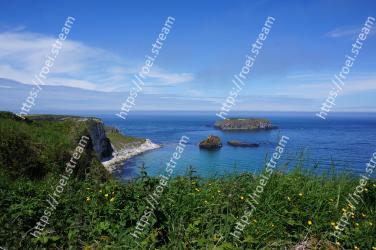 Body of water, Sea, Coast, Sky, Blue, Water, Headland, Natural landscape, Coastal and oceanic landforms, Ocean 