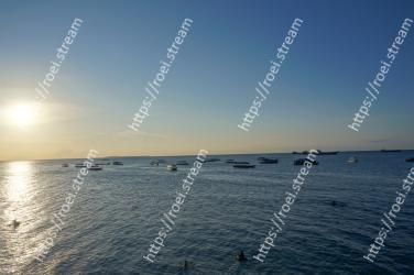 Sky, Body of water, Horizon, Sea, Ocean, Water, Blue, Cloud, Calm, Morning 