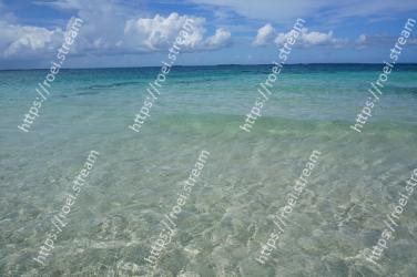 Body of water, Sea, Ocean, Beach, Shore, Sky, Turquoise, Caribbean, Tropics, Aqua 