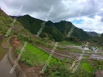 Highland, Mountainous landforms, Mountain, Hill station, Mountain pass, Road, Hill, Mountain range, Landscape, Valley 