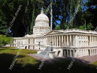 Landmark, Building, Architecture, Estate, Classical architecture, Dome, Dome, Ch�teau, Mansion, Stately home Legoland Billund Resort