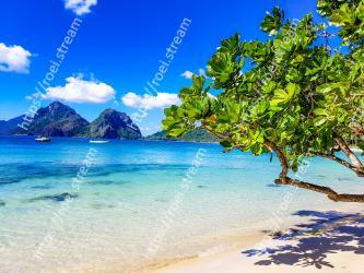Body of water, Natural landscape, Nature, Sky, Tropics, Sea, Beach, Shore, Ocean, Coast 